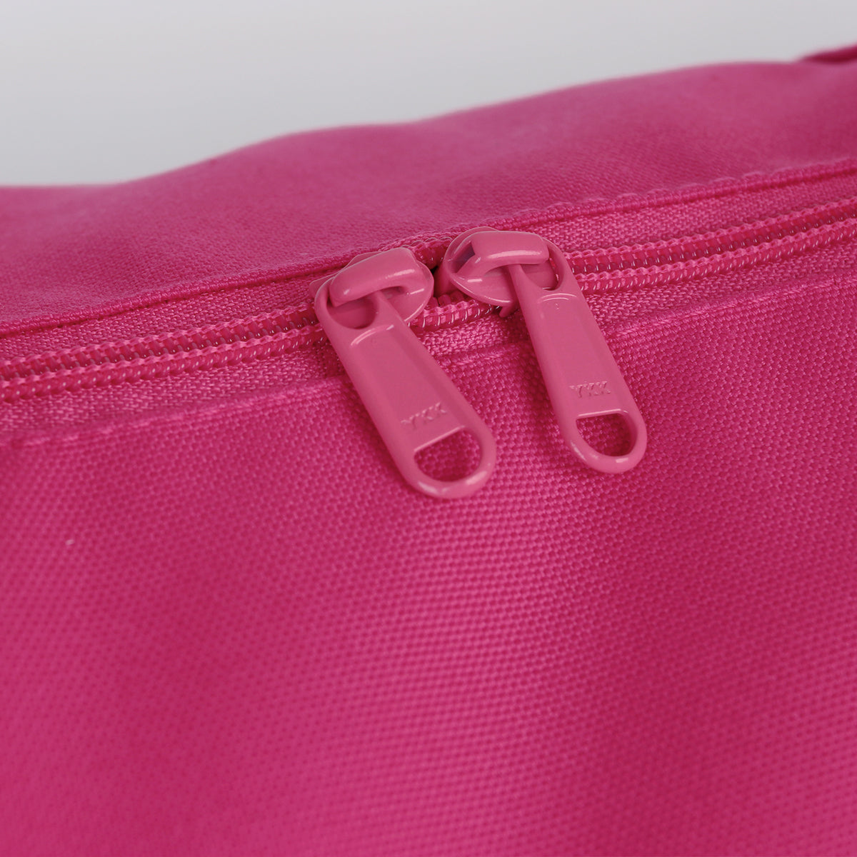 Azka Duffle Bag - Fuchsia