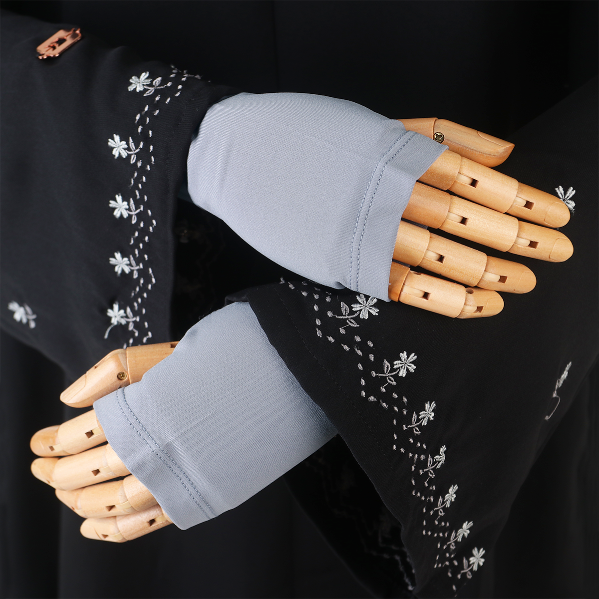 Bahira Handsock - Dapple Gray