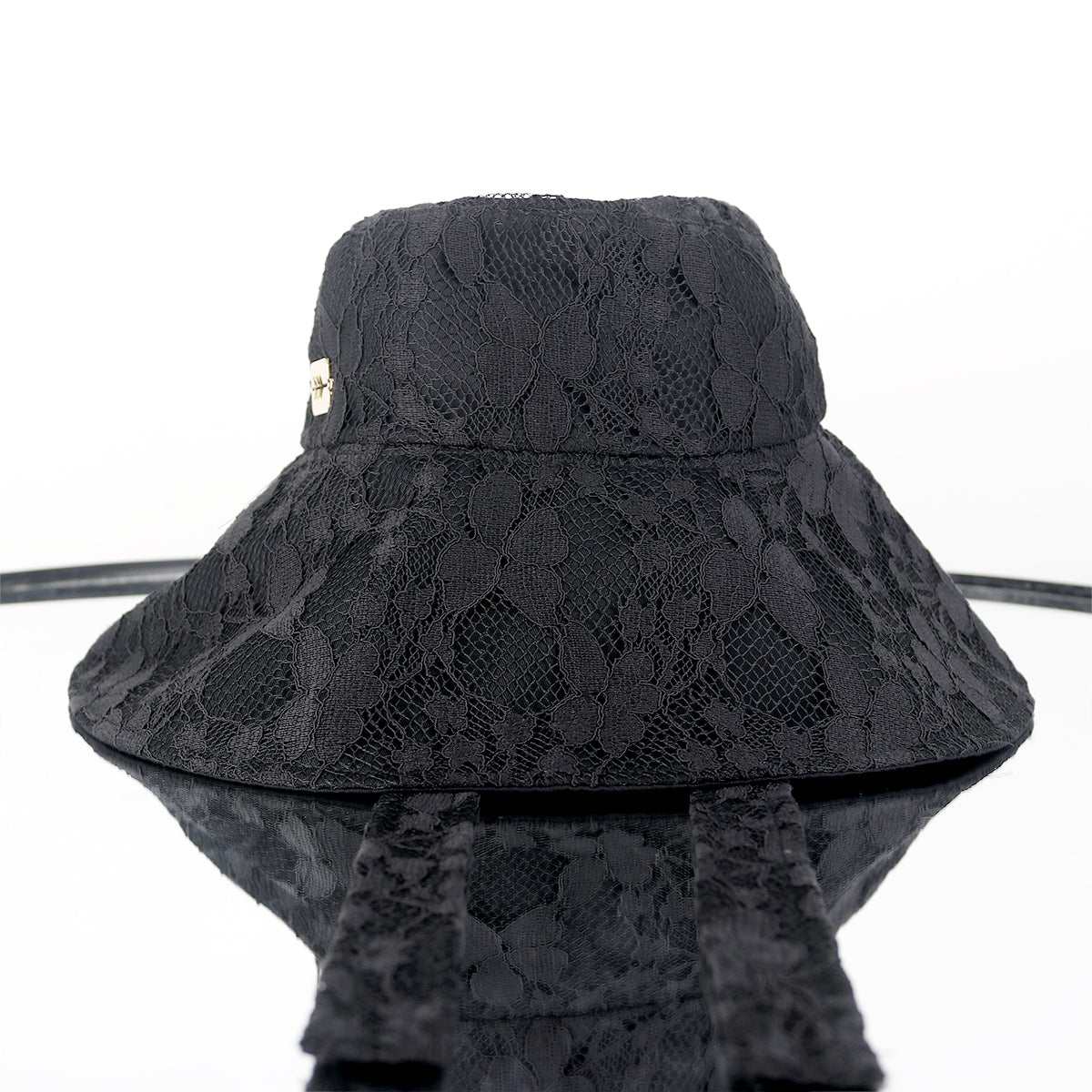 Chafika Bucket - Black