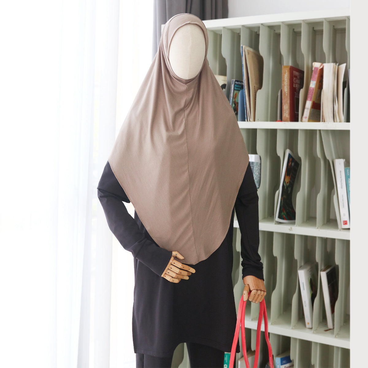 Habibah Top - Black