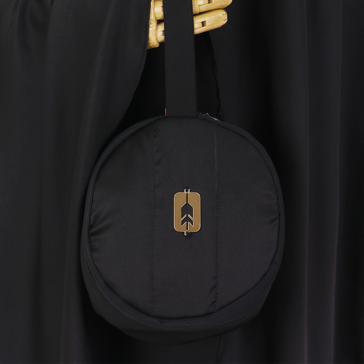 Jennaira Prayer - Black