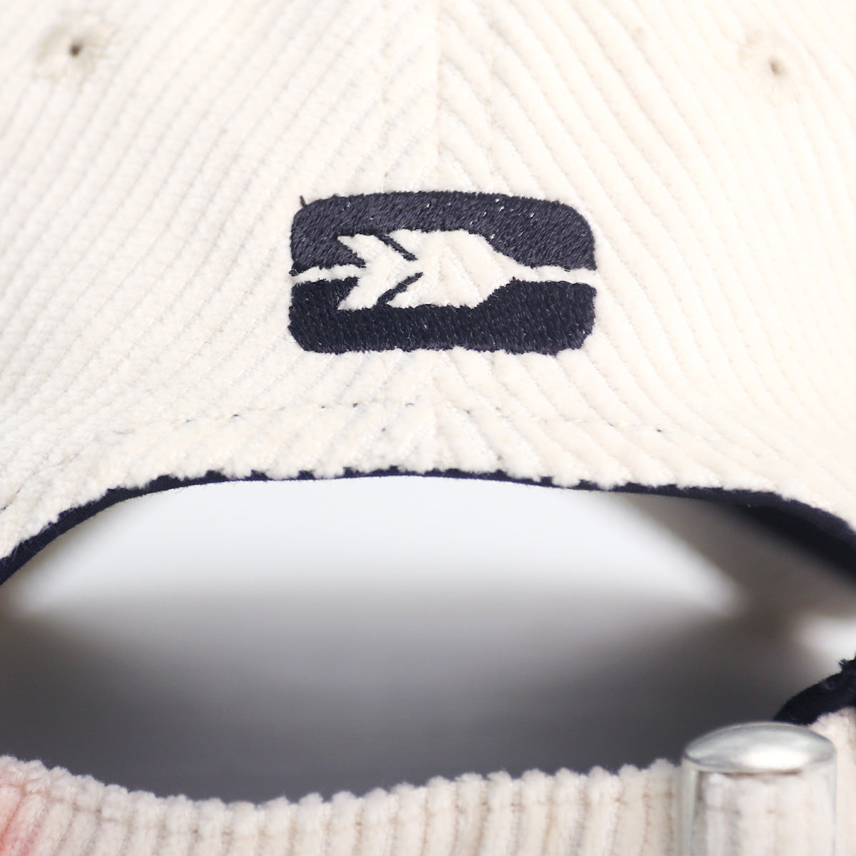 Mahira Cap - Broken White