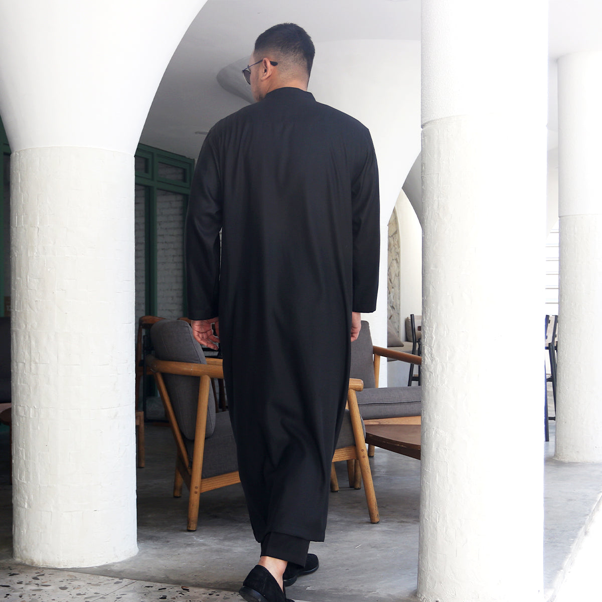 Zakiy Jubbah Black