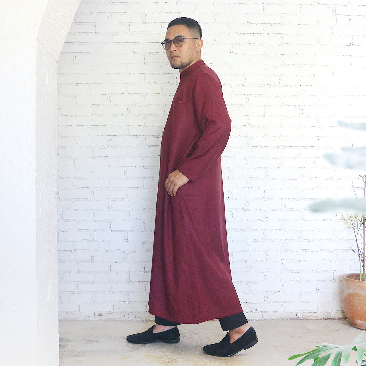 Zakiy Jubbah Maroon