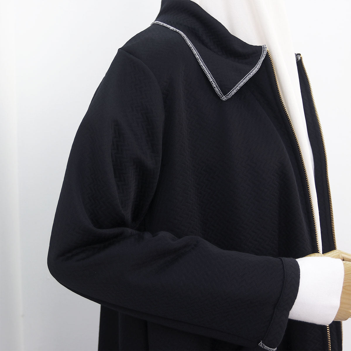 Nafeeza Long Jacket - Black