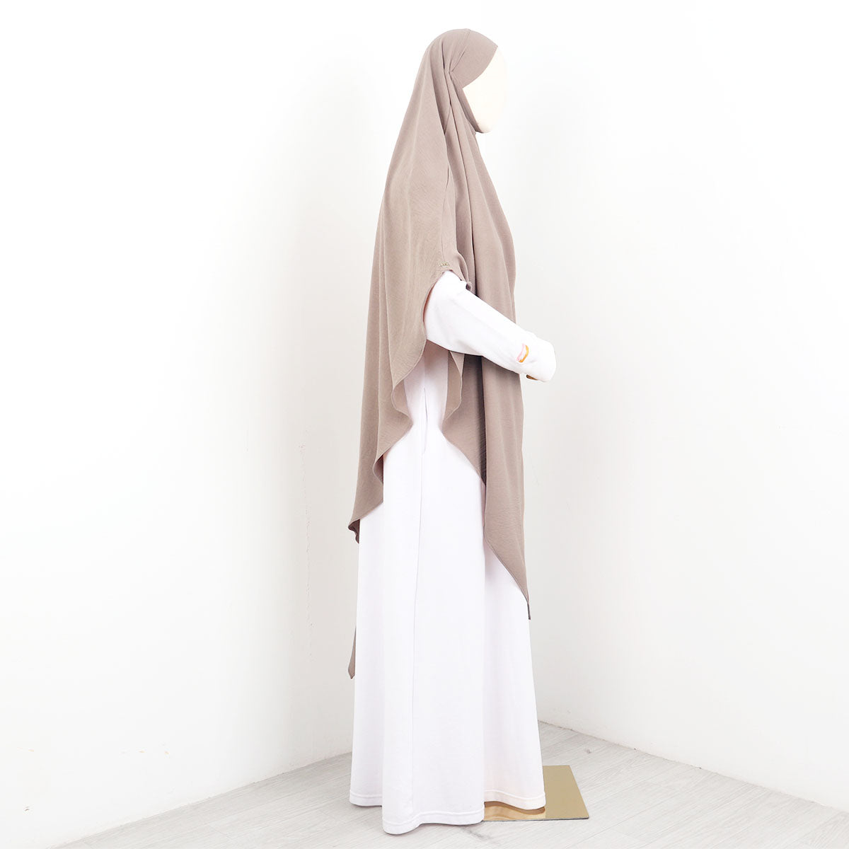 Sarah French Khimar - Mocca