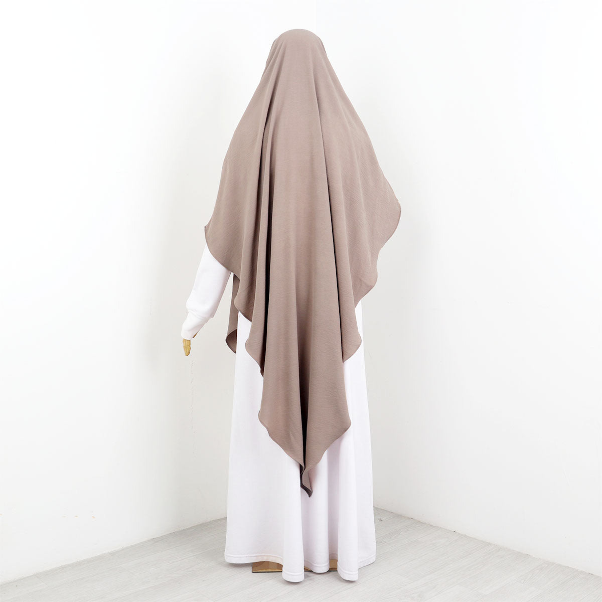 Sarah French Khimar - Mocca