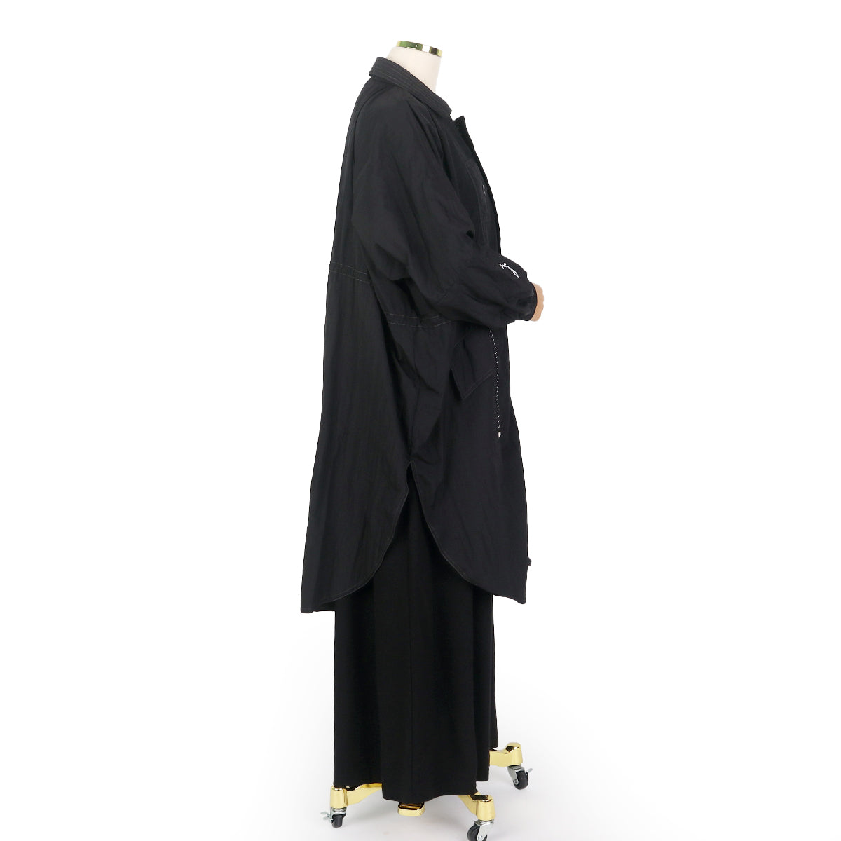 Wafiyya Jacket - Black