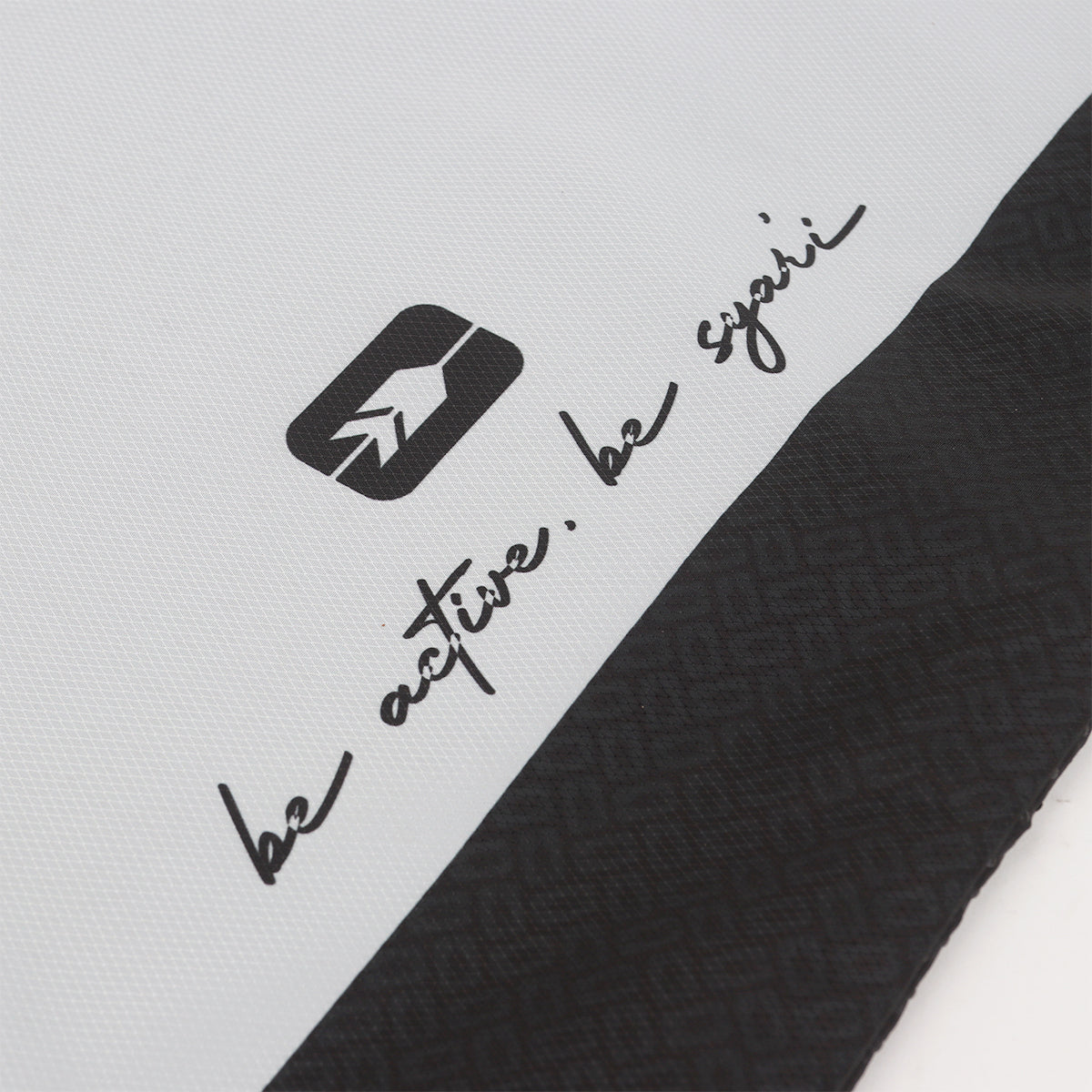 Zayna Sajadah Travel