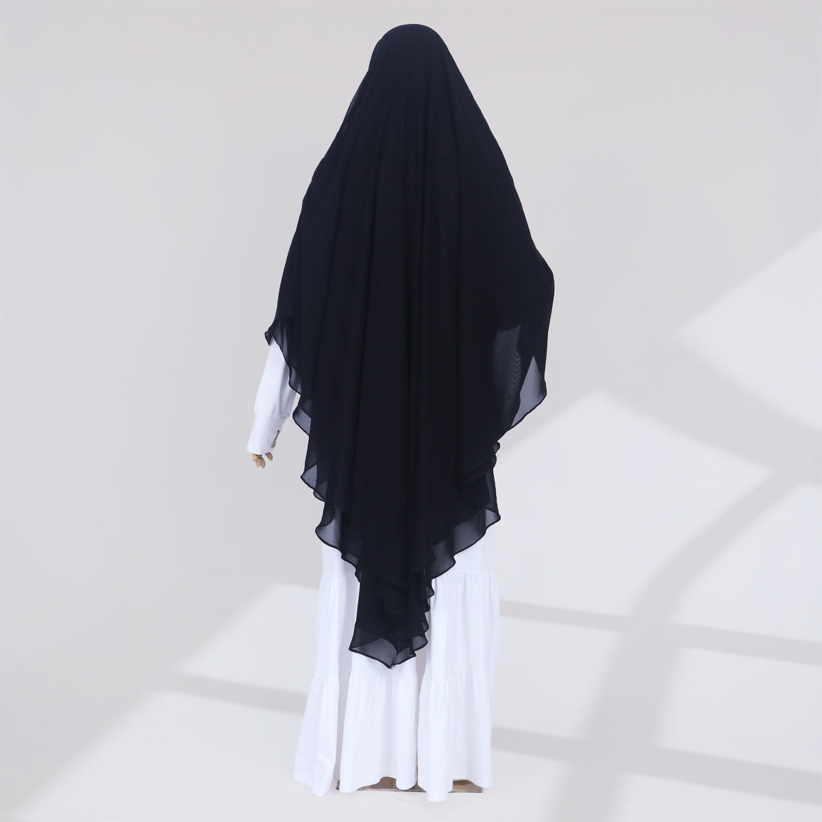 Zunaira French Khimar - Black