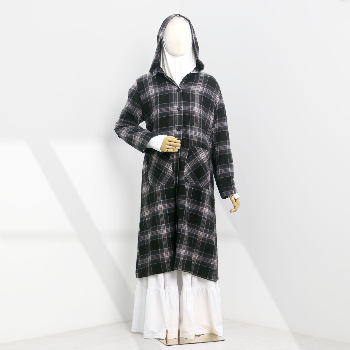 SAMPLE Maleekah Flannel - Black