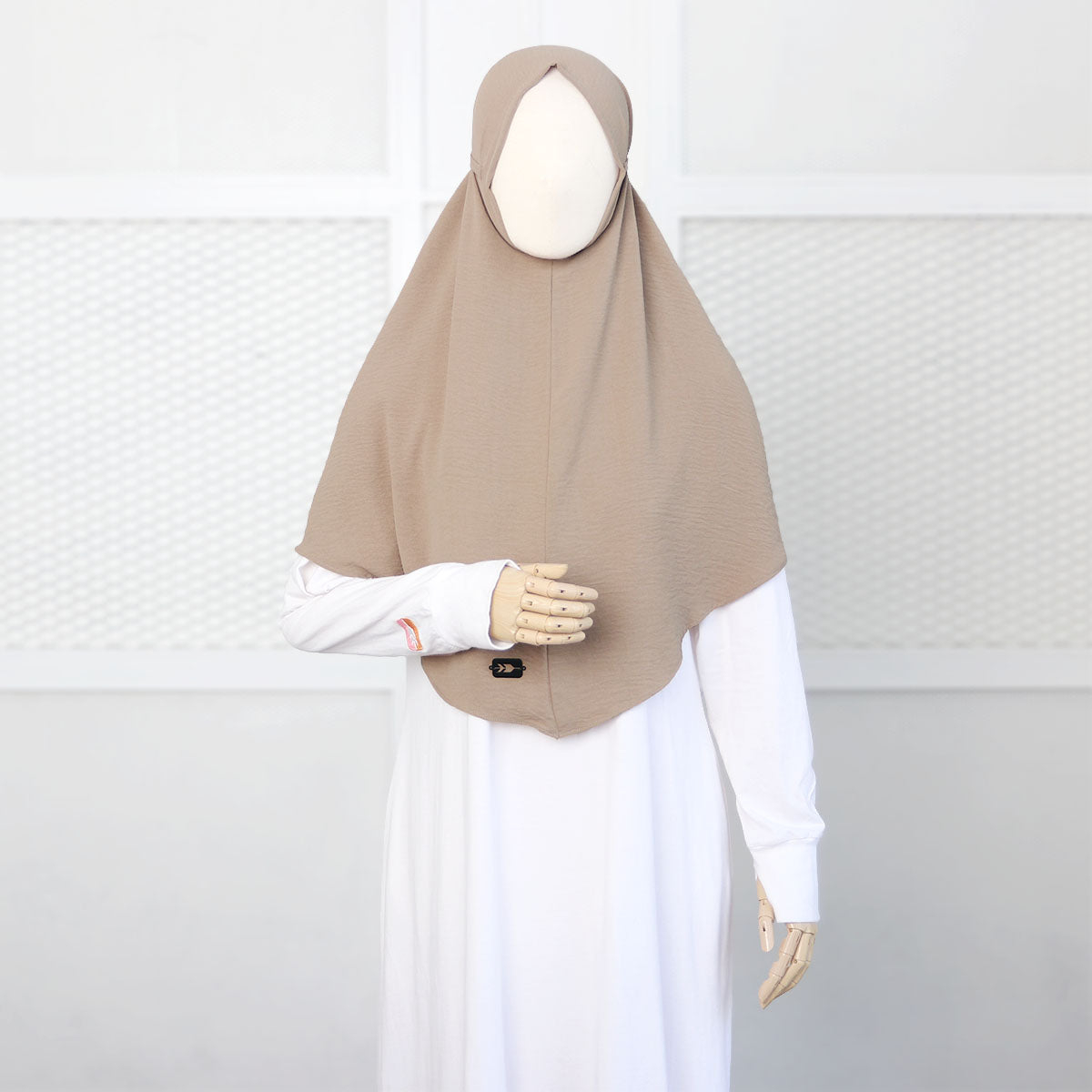 DEFECT Kaina Hijab - Mocca