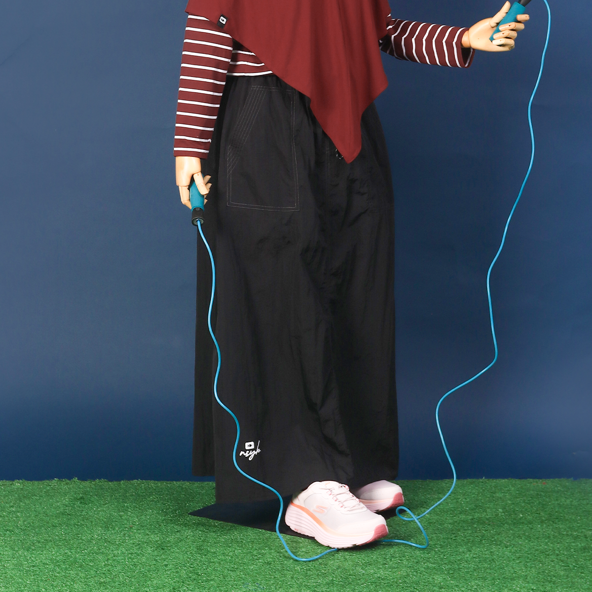 Wafiyya Skirt - Black