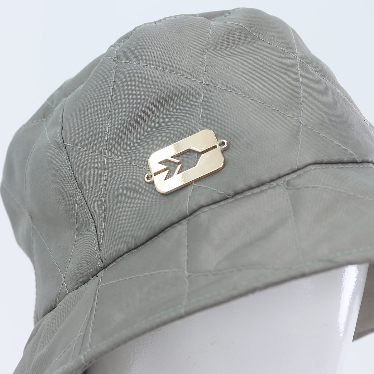 Izzaa Bucket - Metallic Mint
