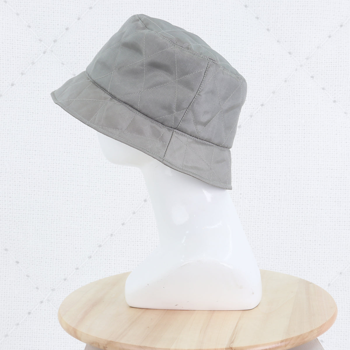 Izzaa Bucket - Metallic Mint