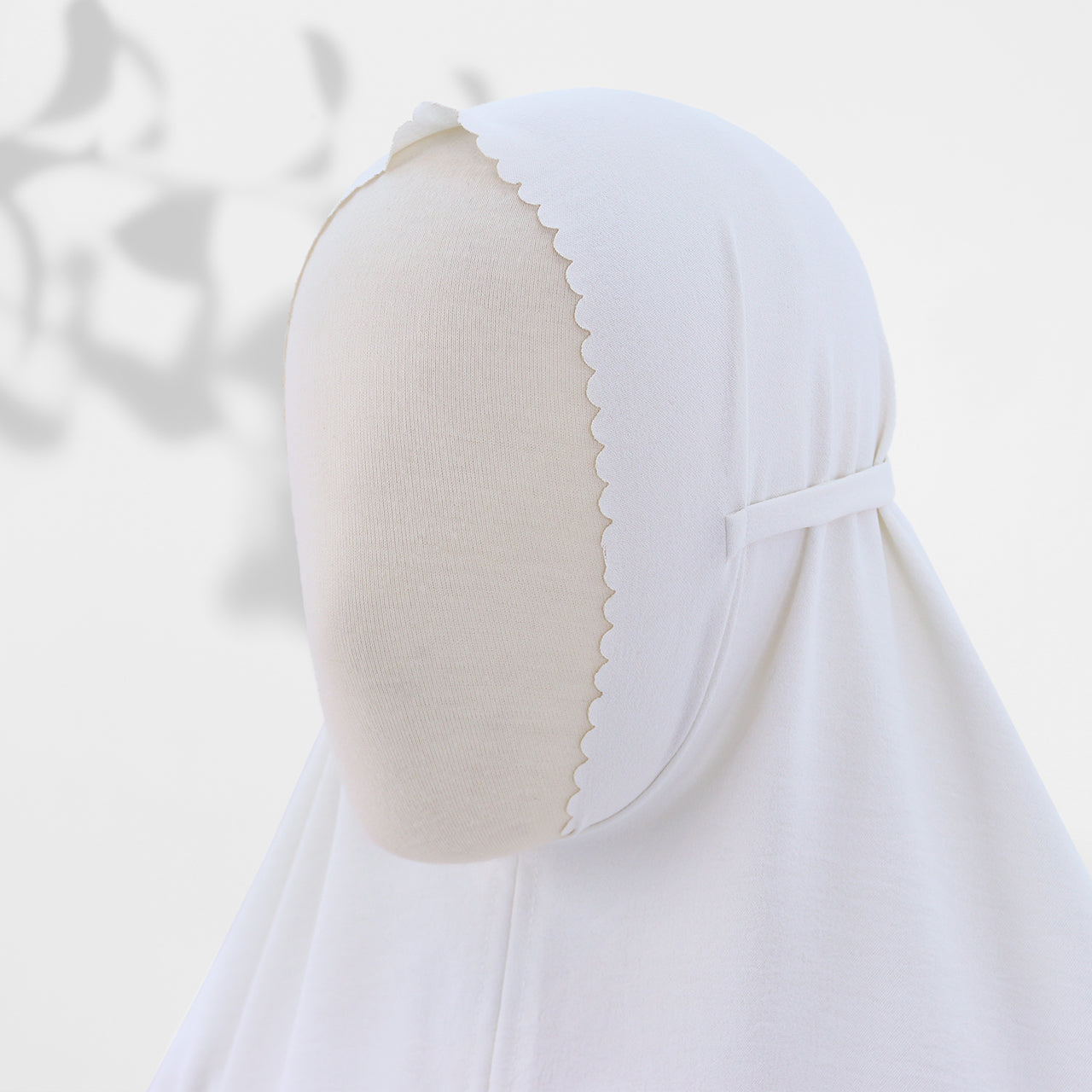 Nadhira Khimar - Broken White