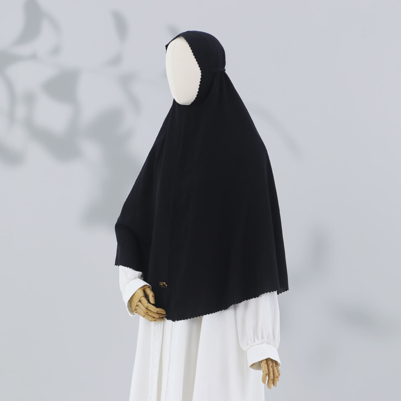 Nadhira Khimar - Black