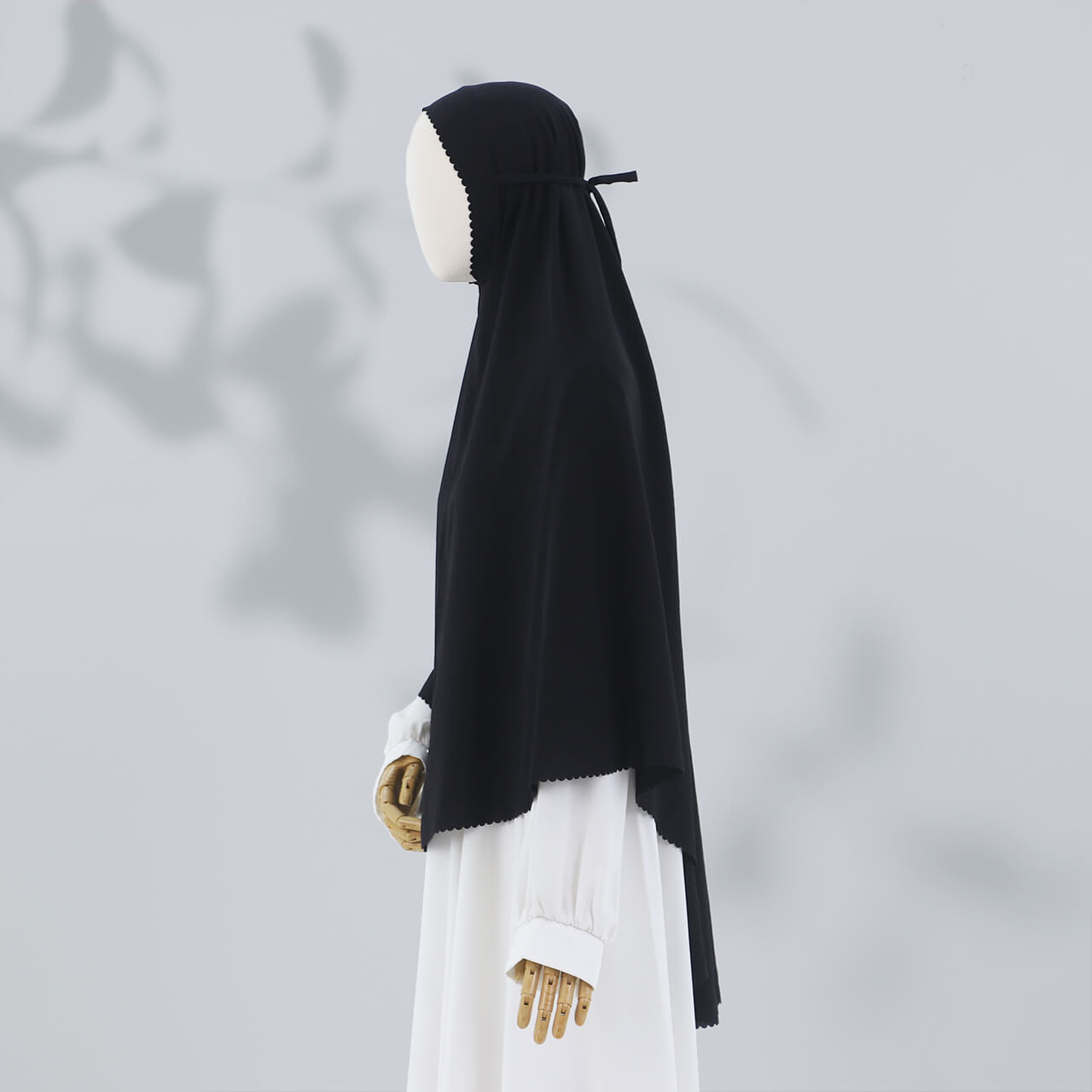 Nadhira Khimar - Black