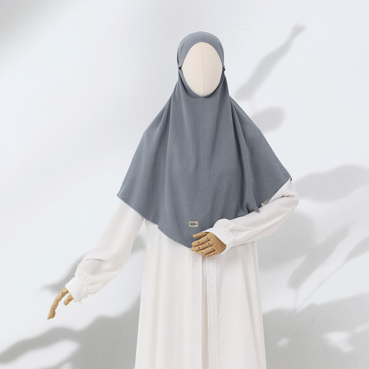 DEFECT Nayla Hijab - Neutral Grey
