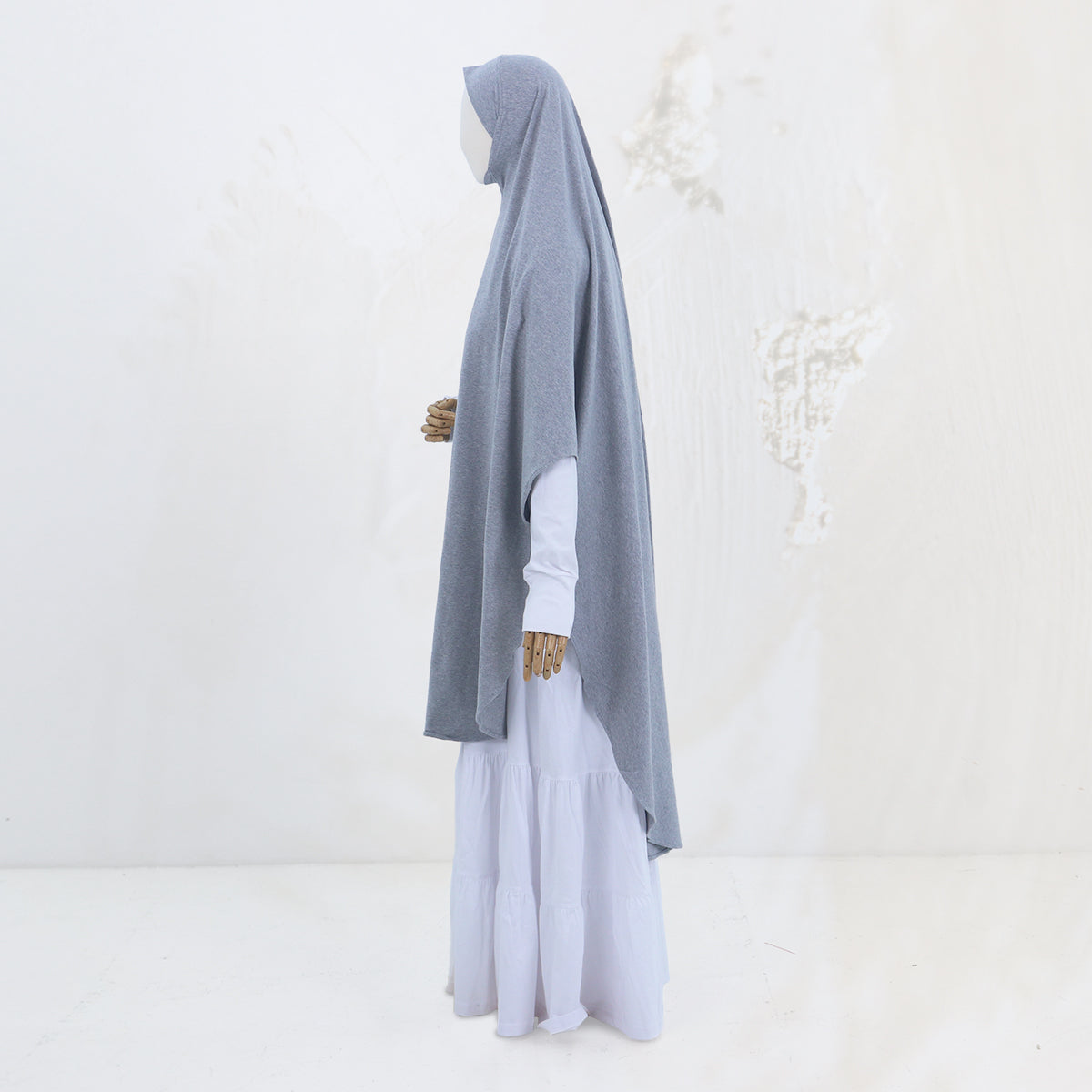 Ulfaqiha Khimar - Misty