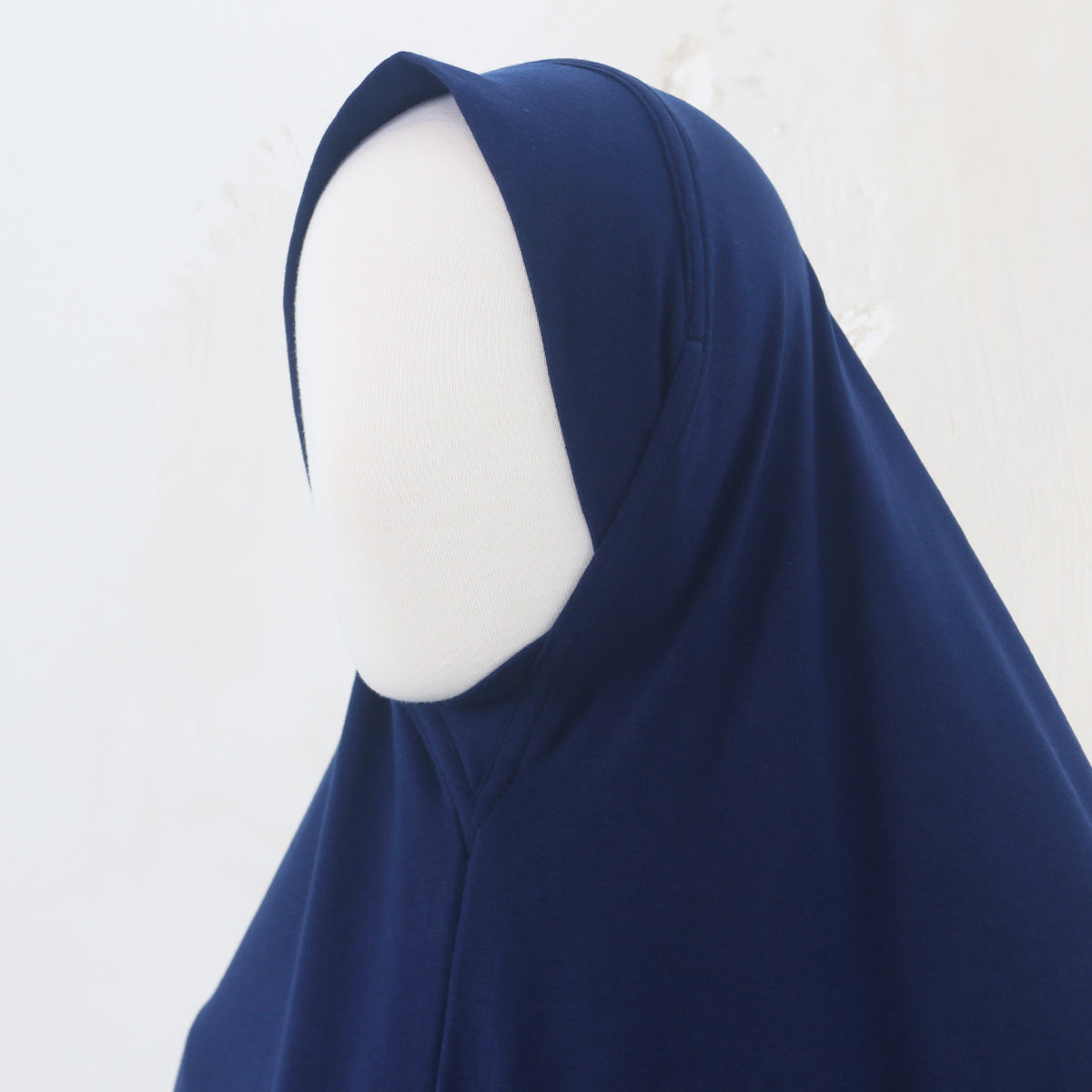 Ulfaqiha Khimar - Navy
