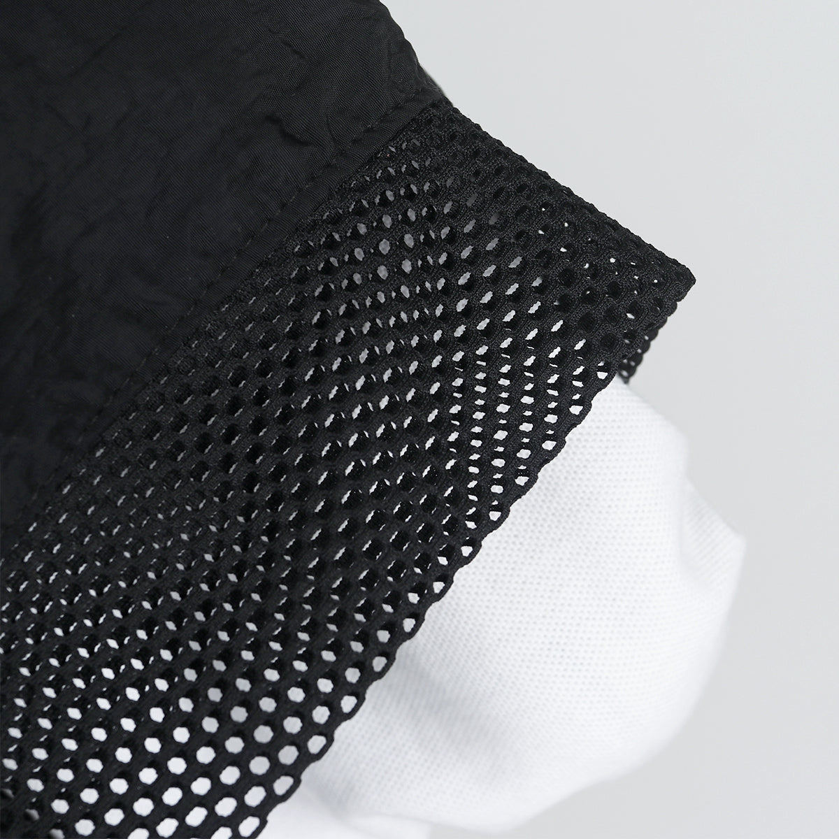 Hulaifah Vest - Black