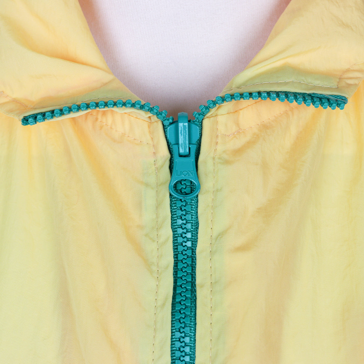 Hulaifah Vest - Butter Yellow