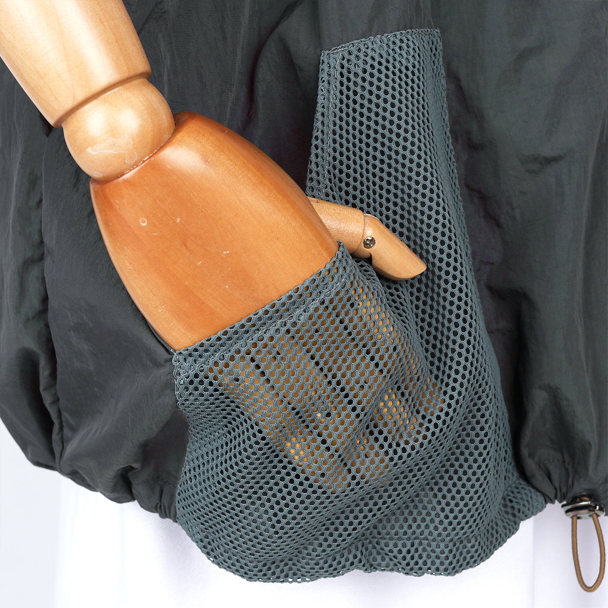 Hulaifah Vest - Dark Grey