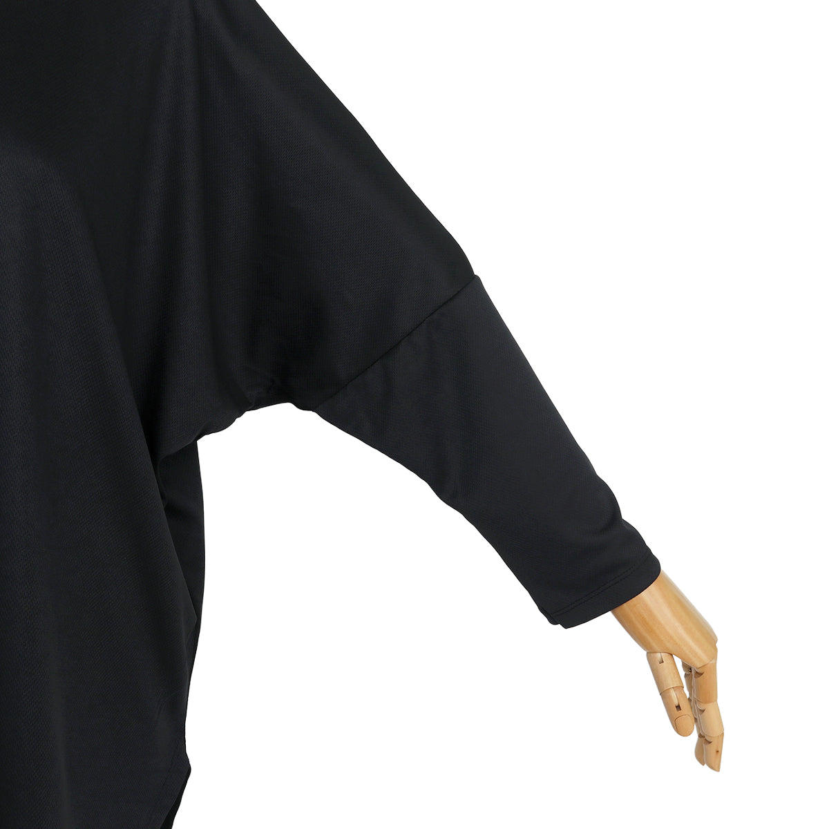 Huriyah Top Reeactive - Black