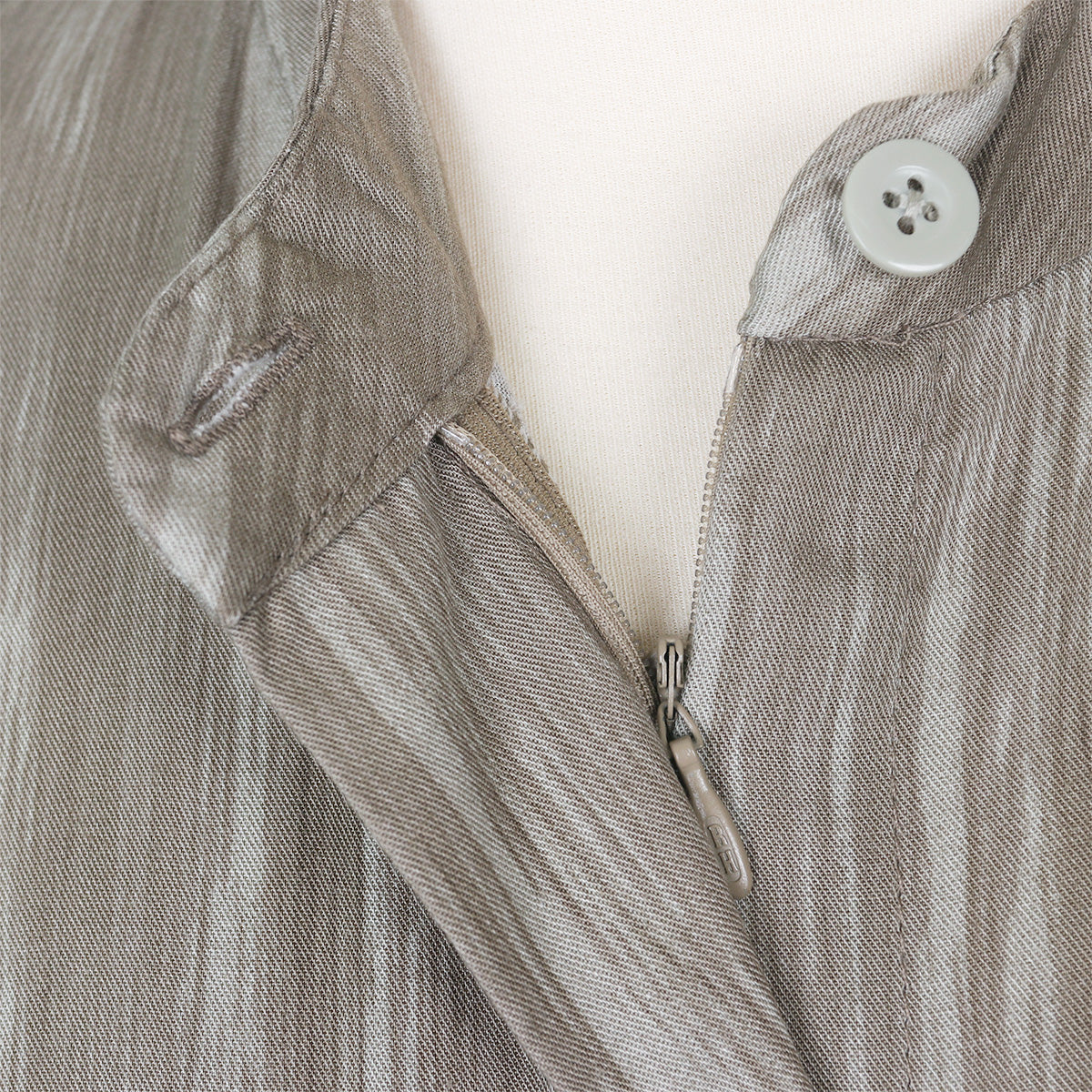 Luma Abaya - Warm Taupe