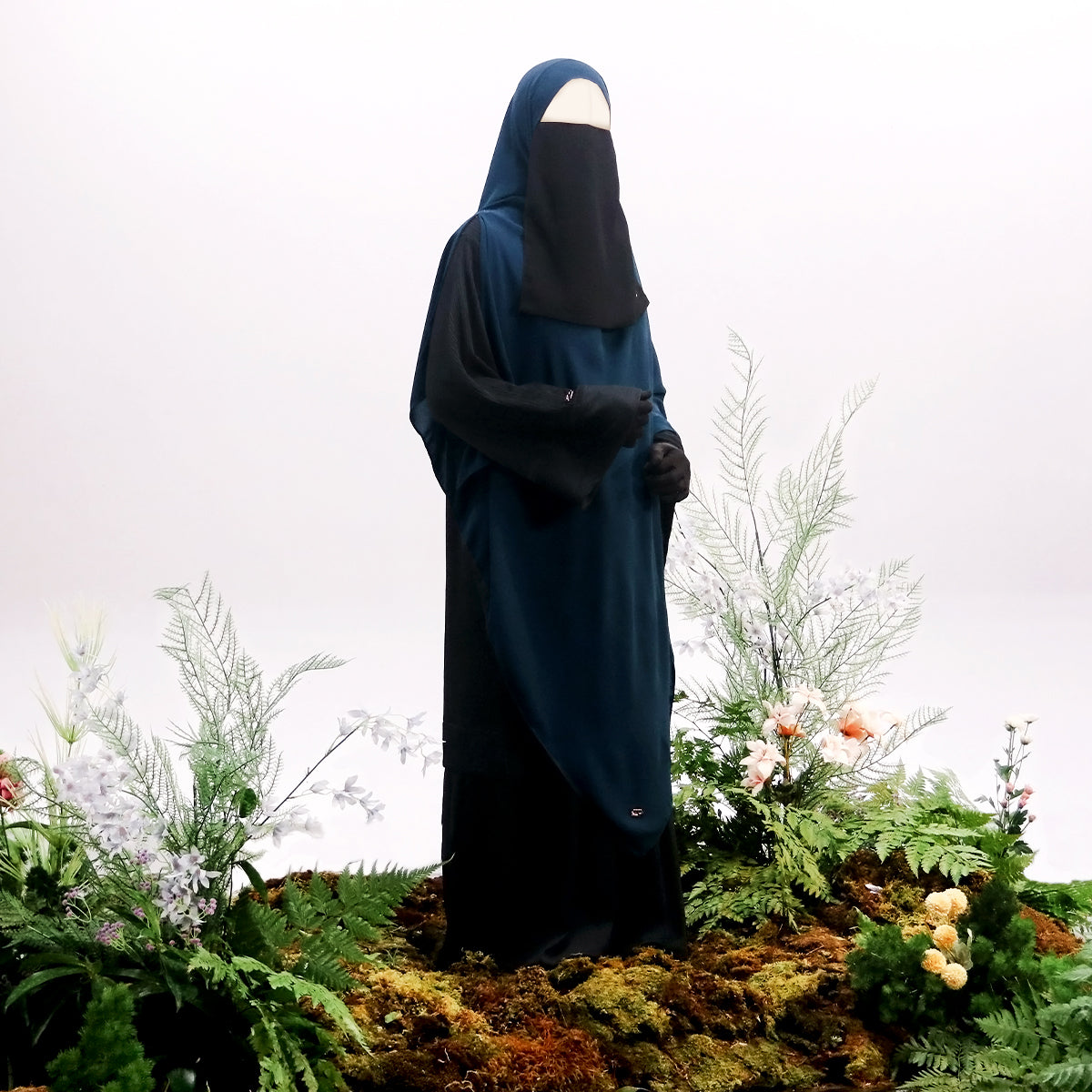 Vaneeza Dress - Black