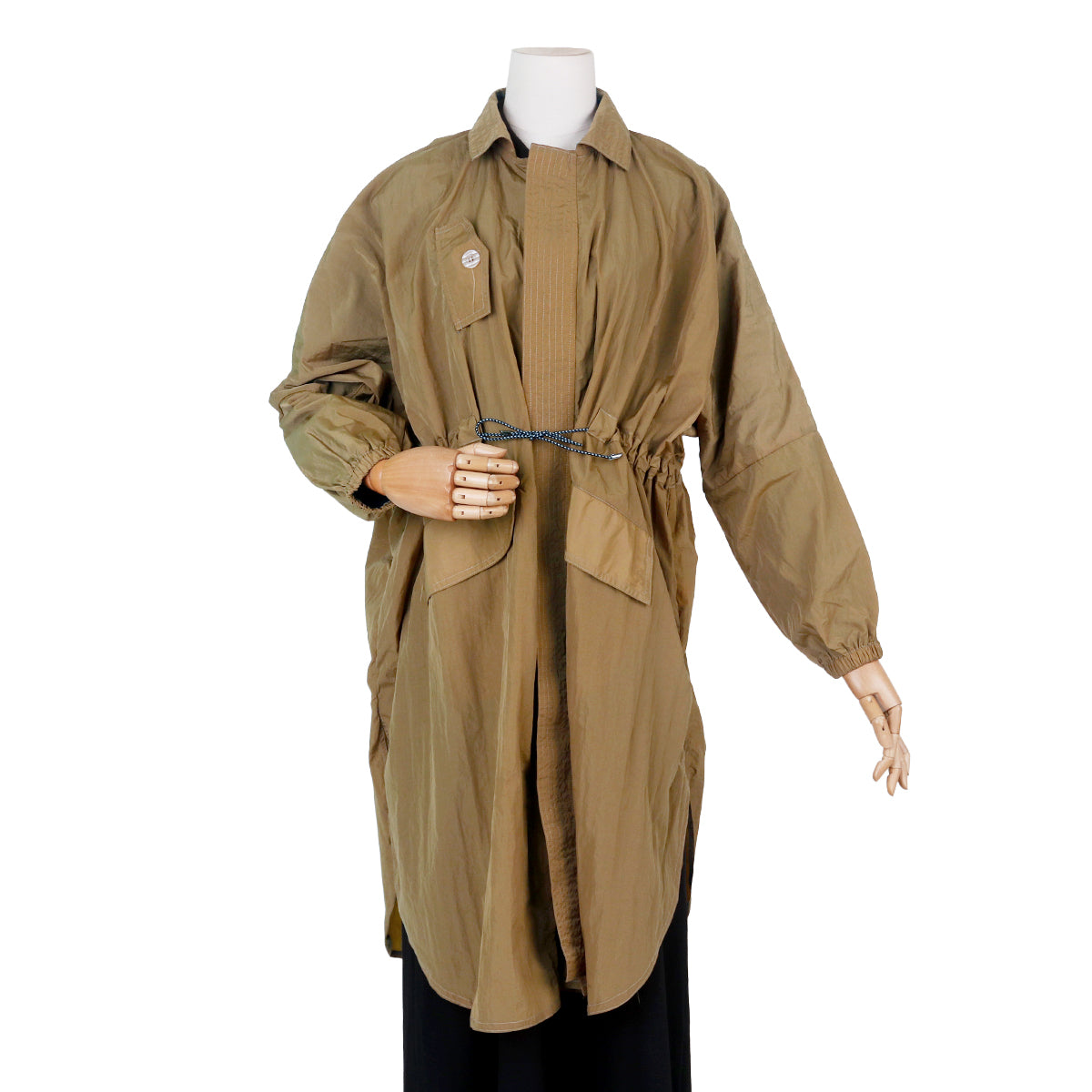 Wafiyya Jacket - Camel